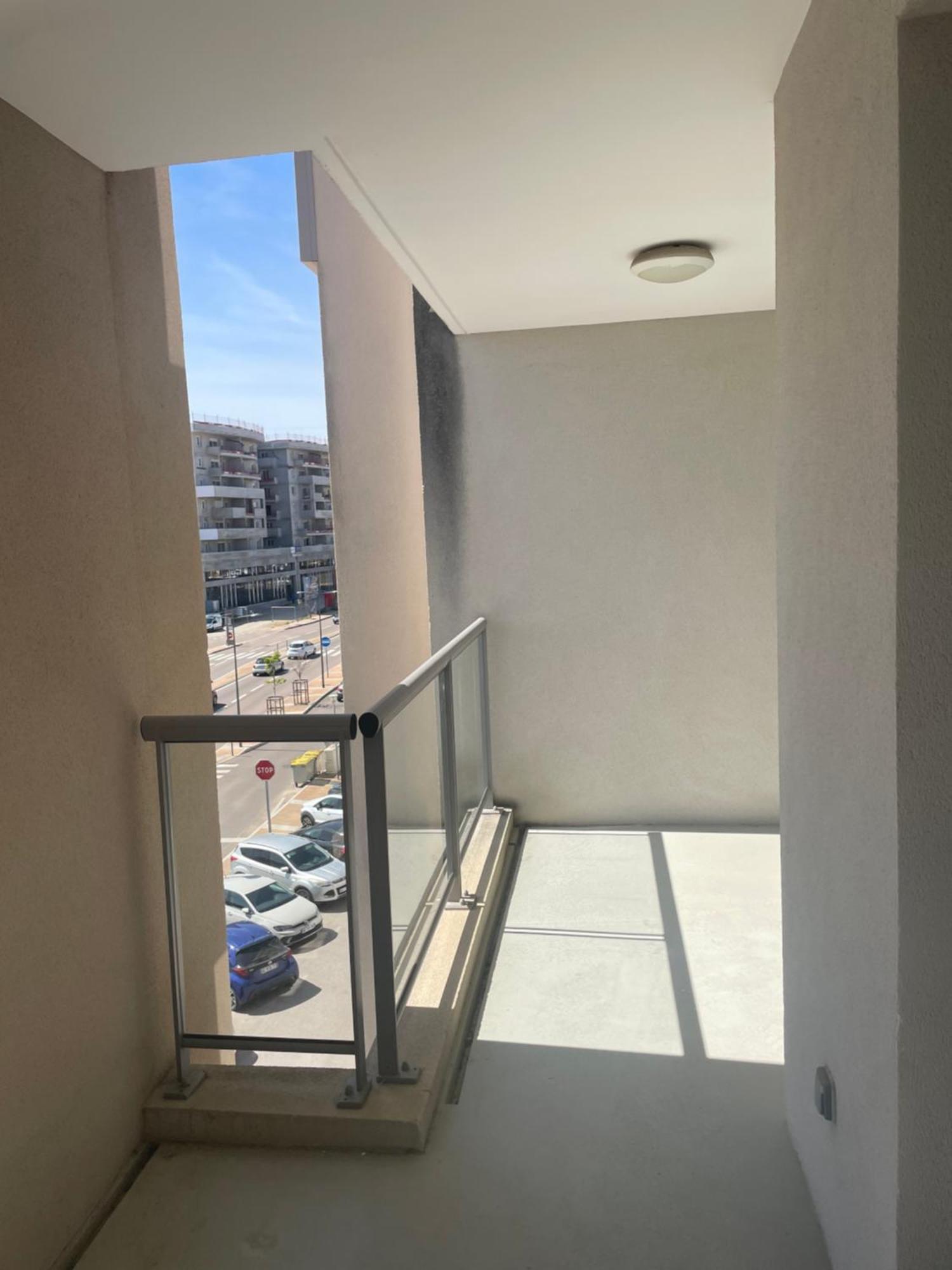 Place De Parking En Sous Sol Privatif Apartment *